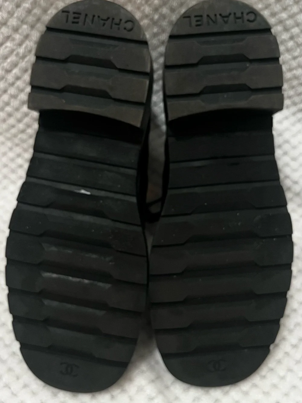 CHANEL Black Quilted Patent Lace-Up Ankle Boots with Gold CC 100% authentic